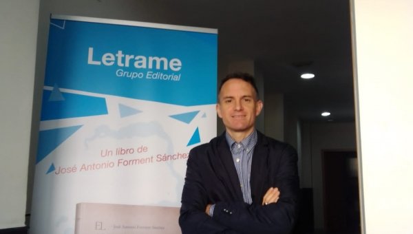 ENTREVISTA EN DIARIO "LEVANTE".